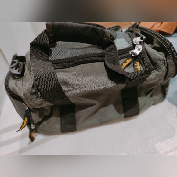 Cabela bag New ! - Picture 5 of 5